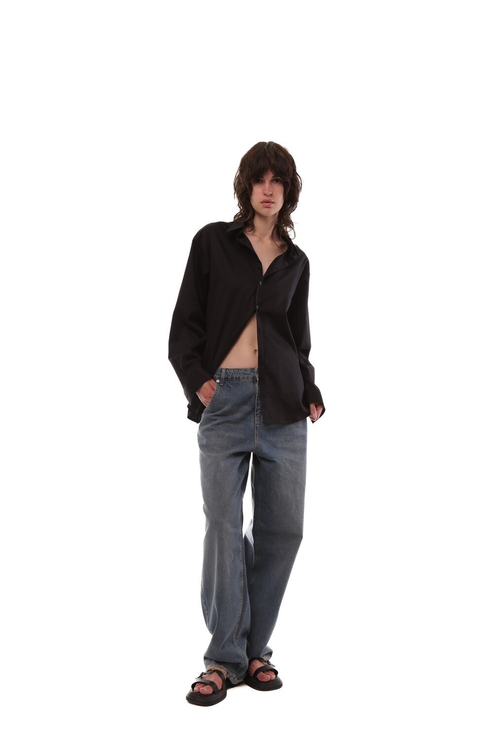 Black shirt oversize