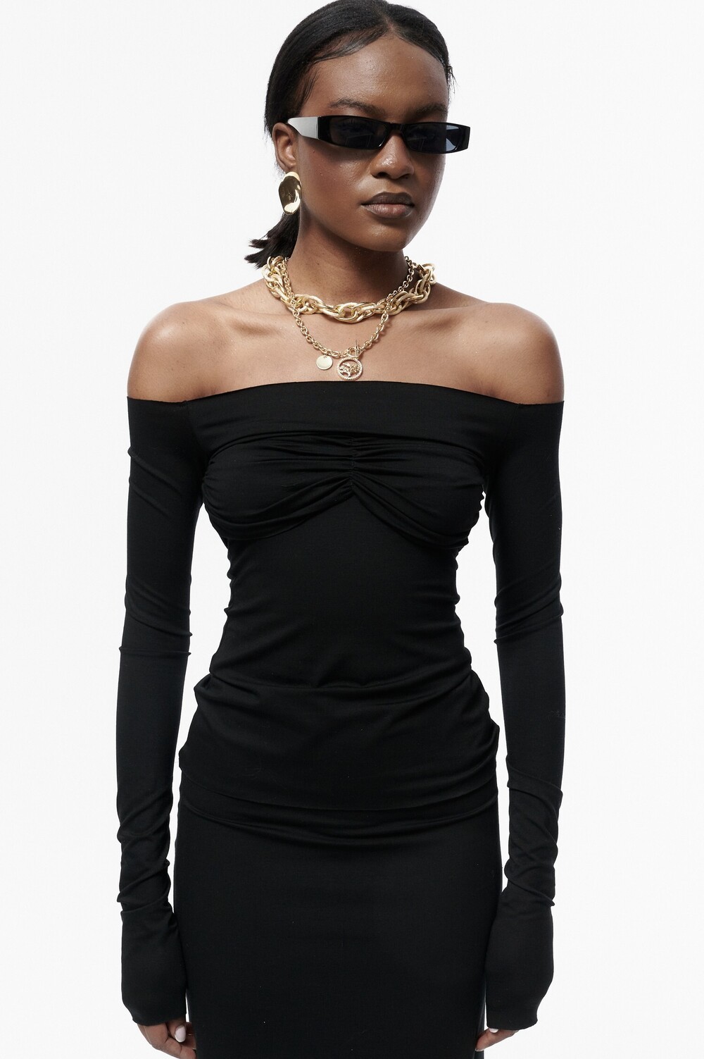 Long sleeve with assembly