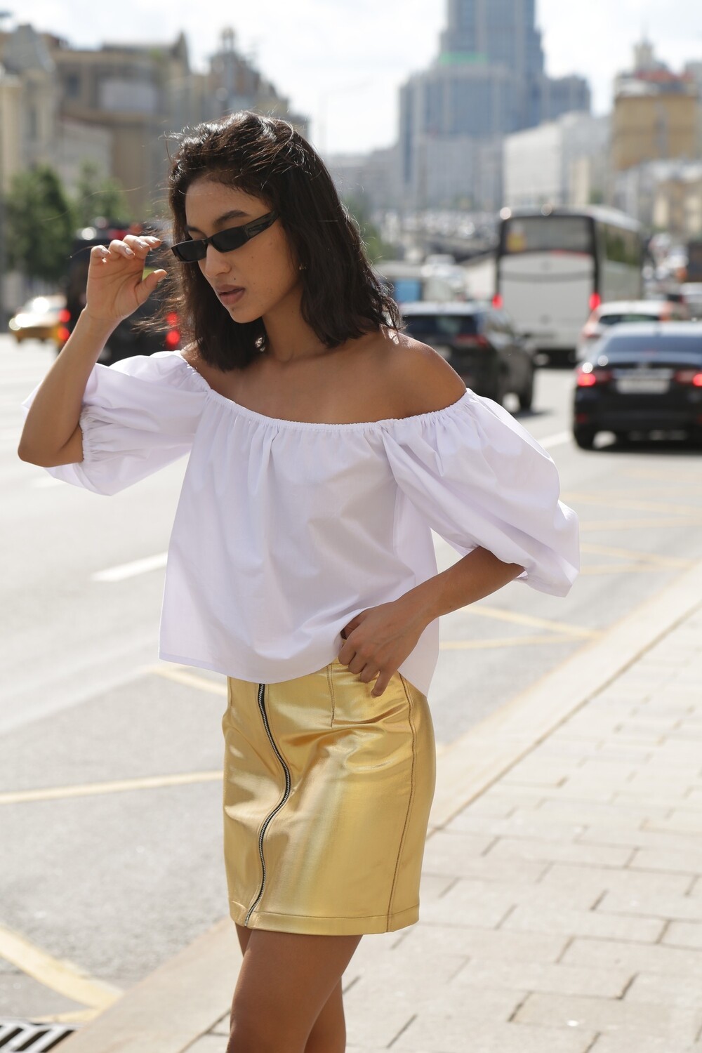 Top with puffed sleeves