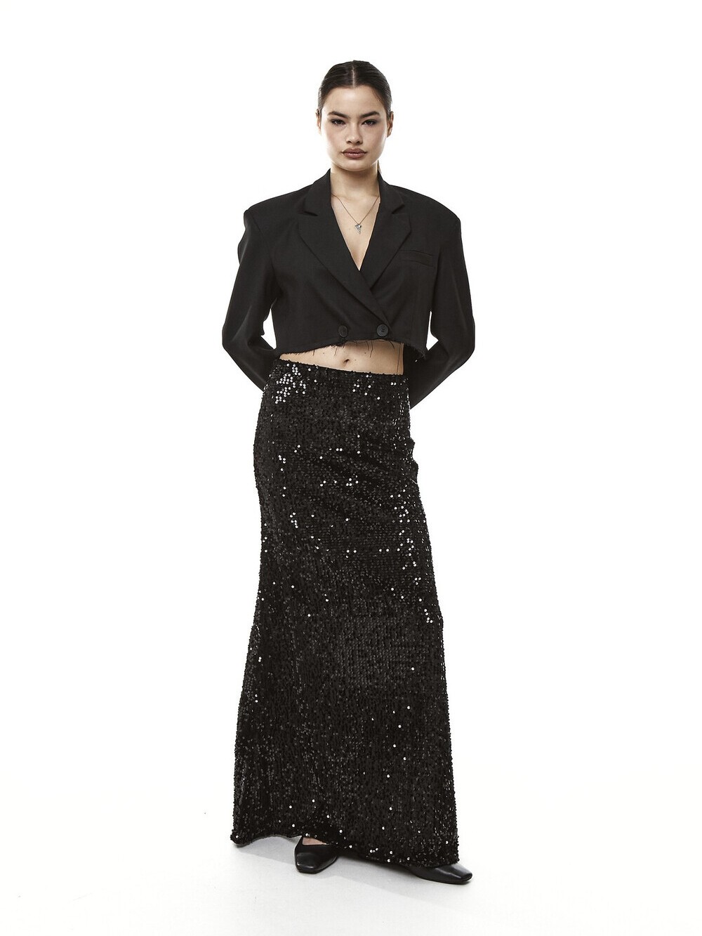 Maxi skirt with sequins black
