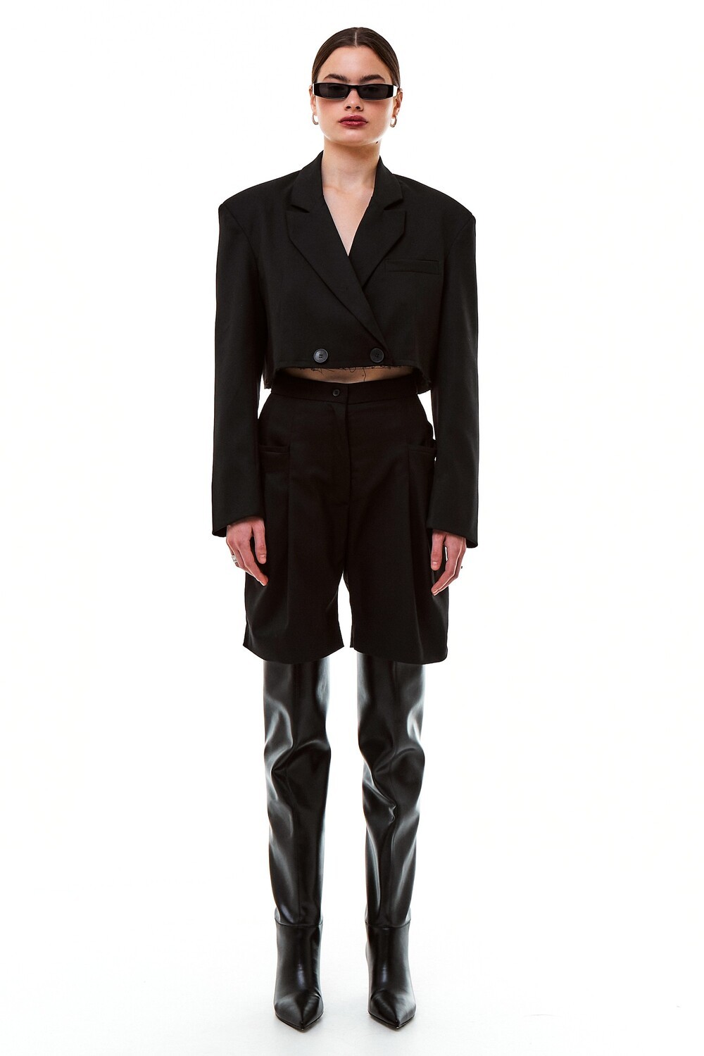 Bermuda shorts with pockets