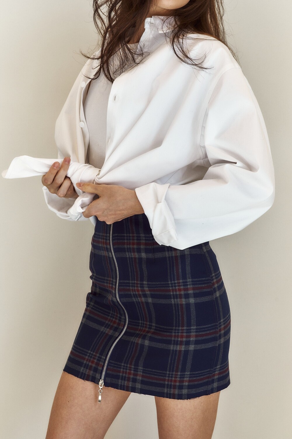 Checkered zip-up skirt