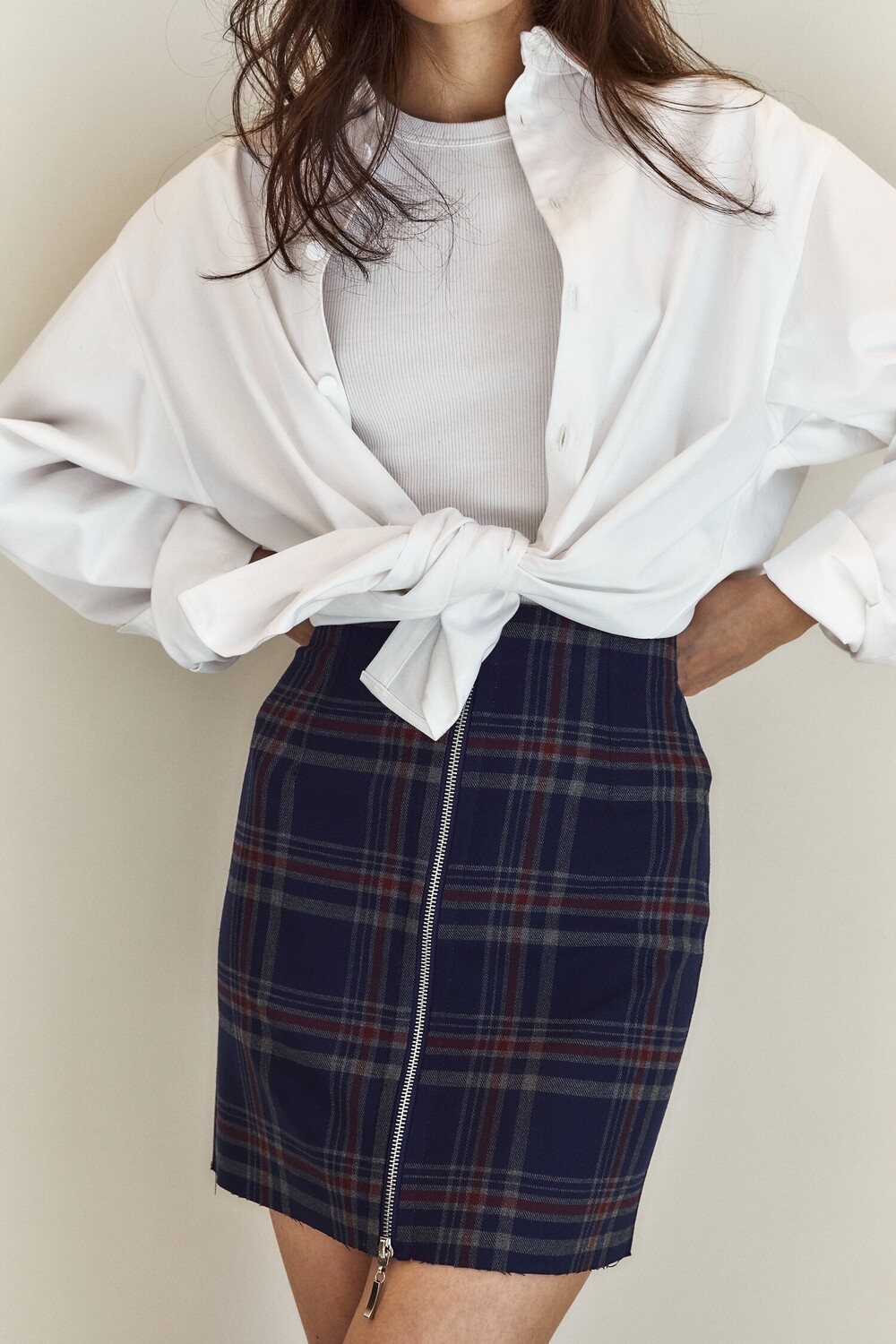 Checkered zip-up skirt